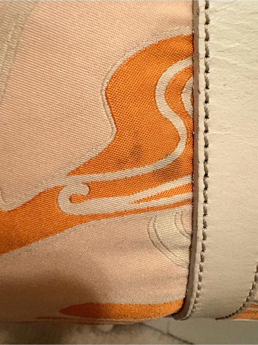 Vintage Fendi Swirl Bag Preloved.